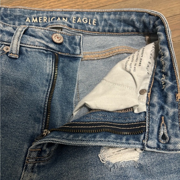 American Eagle Stretch High Rise Straight Leg Mom Jeans, size 0 - Picture 5 of 9